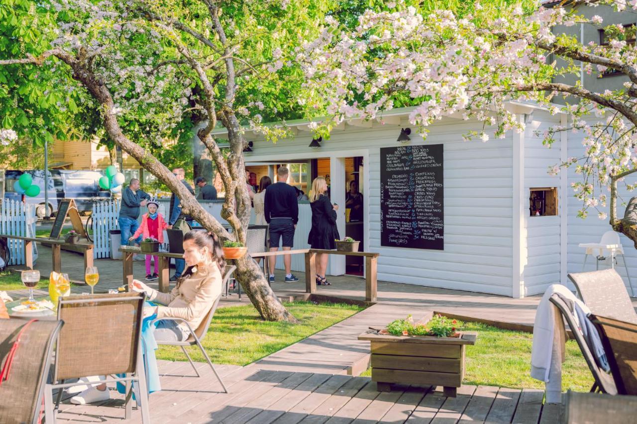 Cabin Guesthouse With Free Parking Pärnu Eksteriør bilde