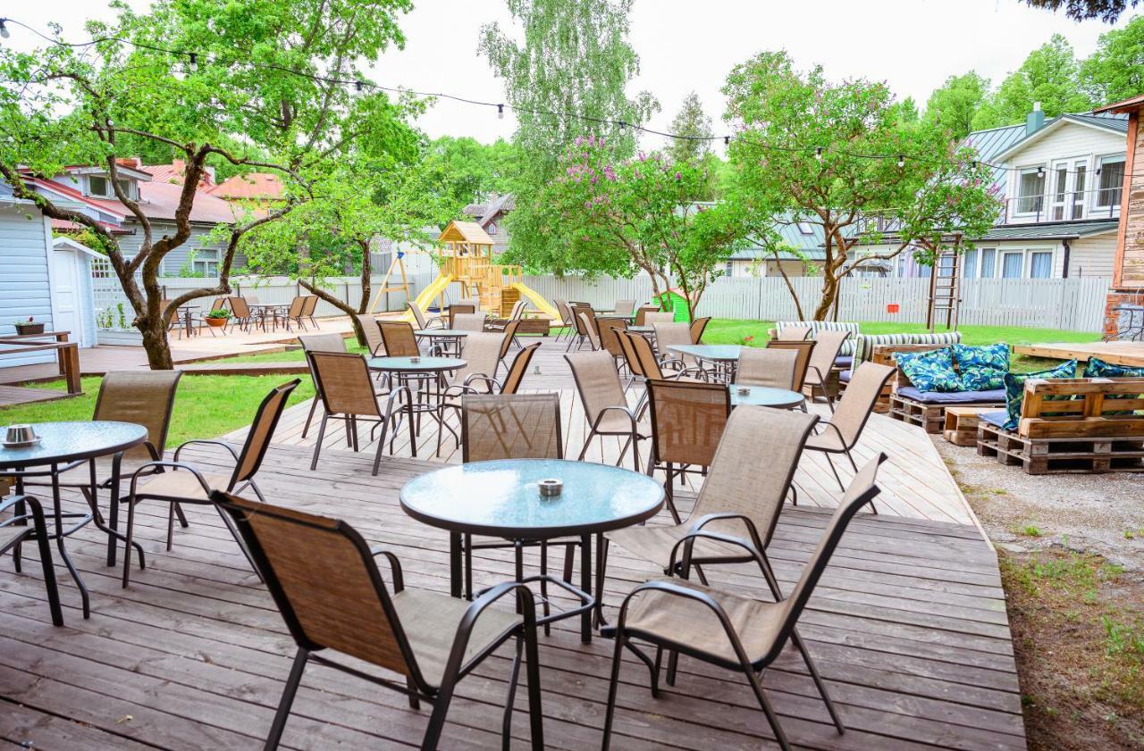 Cabin Guesthouse With Free Parking Pärnu Eksteriør bilde